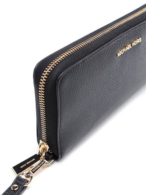 michael kors jet set continental wallet|michael kors multifunction wallet.